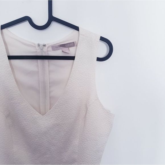 ✨2FOR15$✨ Forever 21 top - Picture 3 of 5